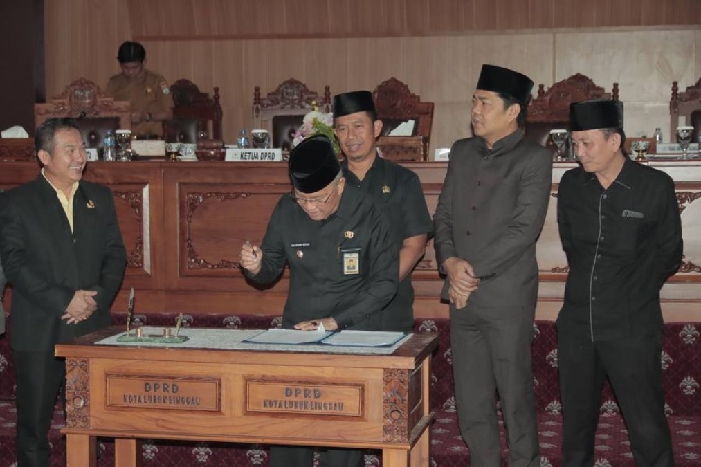 DPRD Kota Lubuklinggau Sahkan 29 Raperda