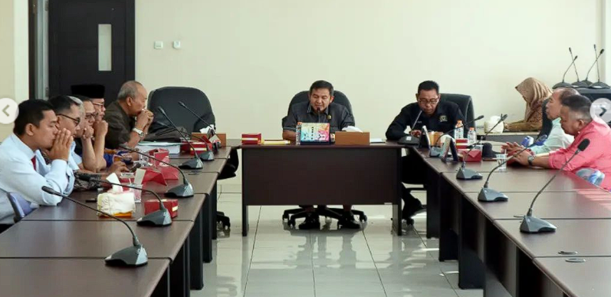 Rapat Komisi I Bahas Aspirasi Pembentukan Provinsi Sumatera Selatan Barat