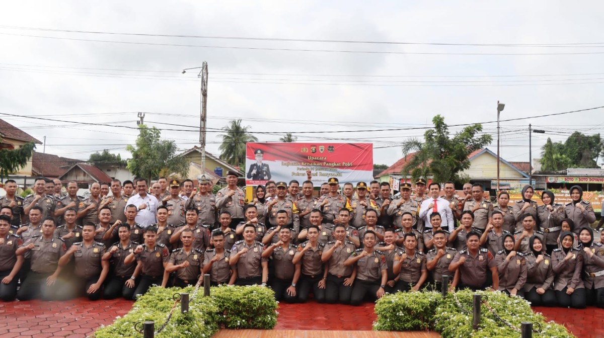 Akhir Tahun 2023, 73 Anggota Polres MUBA Naik Pangkat