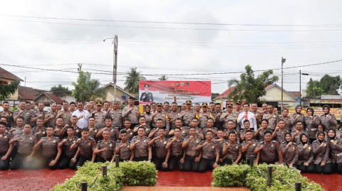 Akhir Tahun 2023, 73 Anggota Polres MUBA Naik Pangkat