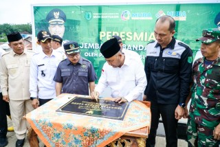 Gelontorkan Rp.80 Miliar, Pj Bupati Apriyadi Tuntaskan Infrastruktur di Lalan *Bangun 5 Jembatan Hingga 40 Kilometer Jalan Penghubung Antardesa*