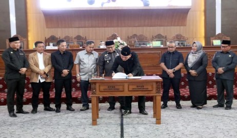 DPRD Kota Lubuklinggau Gelar Paripurna Penetapan Raperda Bersama Wali Kota