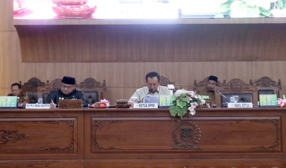 DPRD Kota Lubuklinggau Gelar Paripurna Pemandangan Umum Fraksi-Fraksi Terhadap Tiga Raperda Penting