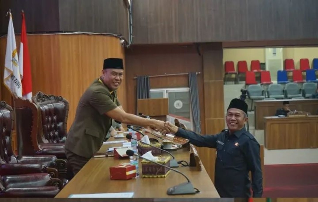 Wabup Menghadiri Paripurna DPRD Musi Rawas
