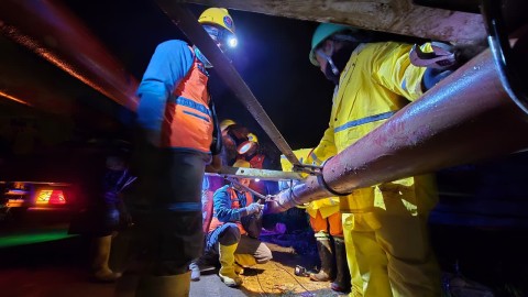 Menteri ESDM Tinjau Pemulihan Listrik Pascabencana di Tapanuli, Target Jumat Malam Menyala