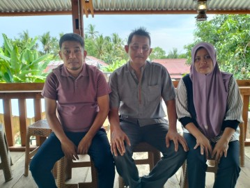 Sopir Kerupuk Dapat Pro Bono, Gapura Bermasalah