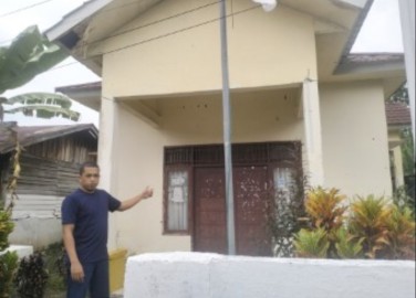 Kantor Kelurahan Eka Marga Terkunci Saat Jam Kerja, Lurah Tak Ditemukan di Tempat